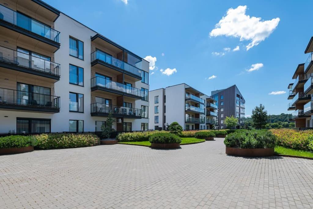 Bright Kaunas Apartment With Castle View Exterior photo